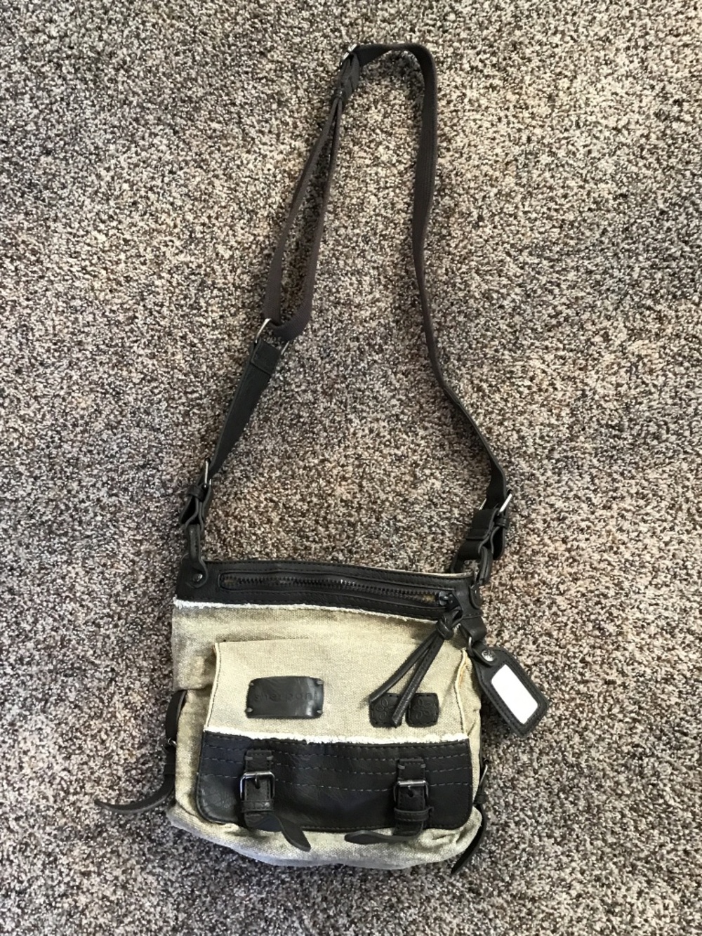 🦋 Sherpani Versatile Crossbody Bag Tan/Brown
